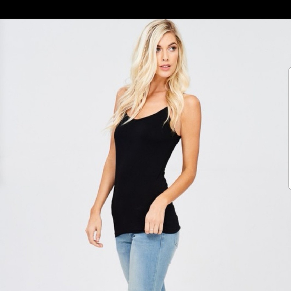 New fitted Reversible woven black tank top - Picture 2 of 3